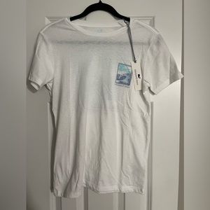 Vineyard Vines tshirt NWT